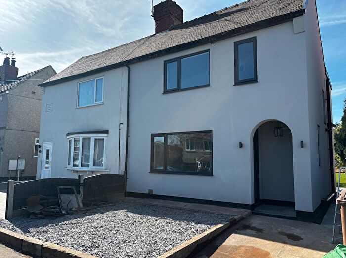 3 Bedroom Semi-Detached House To Rent In Fairholme Drive, Mansfield, NG19