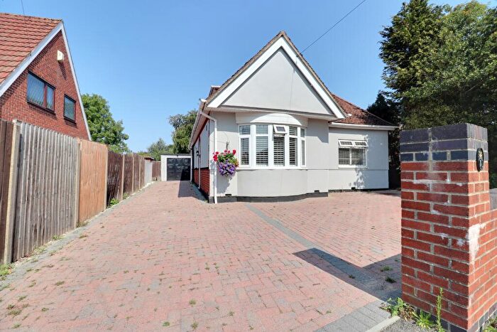 5 Bedroom Detached Bungalow For Sale In Milton Road, Waterlooville, PO7