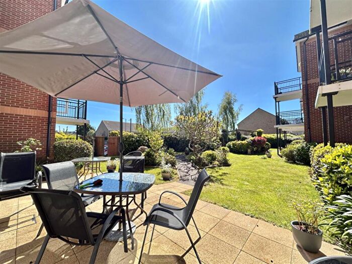 1 Bedroom Retirement Property For Sale In Hardys Court, Dorchester Road, DT4