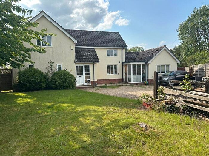 4 Bedroom Detached House For Sale In Cow Green, Bacton, Stowmarket, IP14
