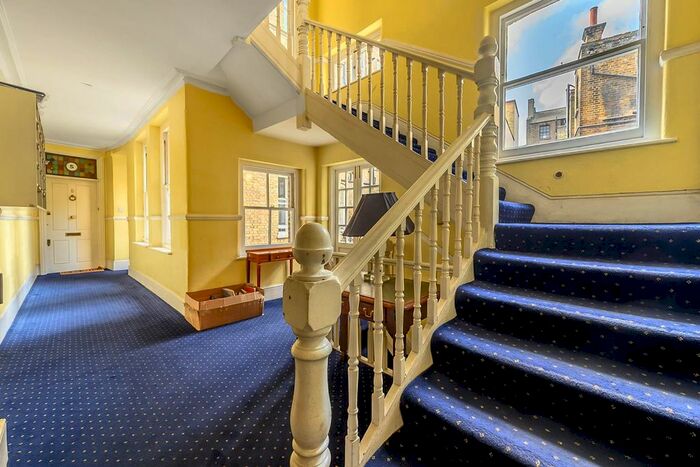 2 Bedroom Flat To Rent In Walcott Street, Pimlico, London, SW1P