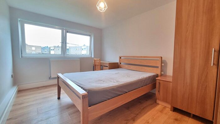1 Bedroom Flat To Rent In Highbrook Close, Brighton, BN2