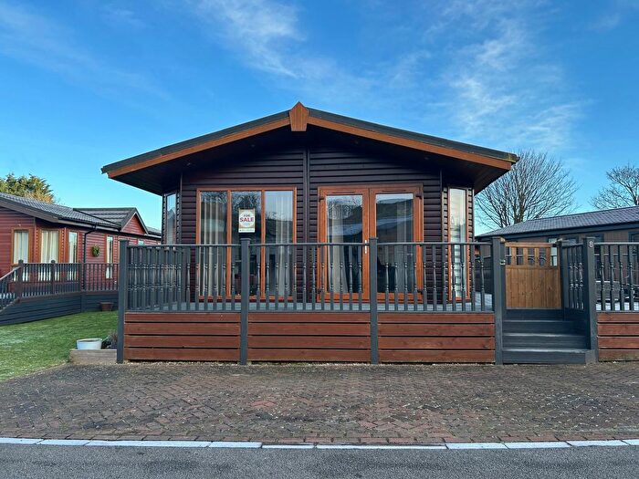 2 Bedroom Lodge For Sale In Old Malton Road, Staxton, Scarborough, YO12