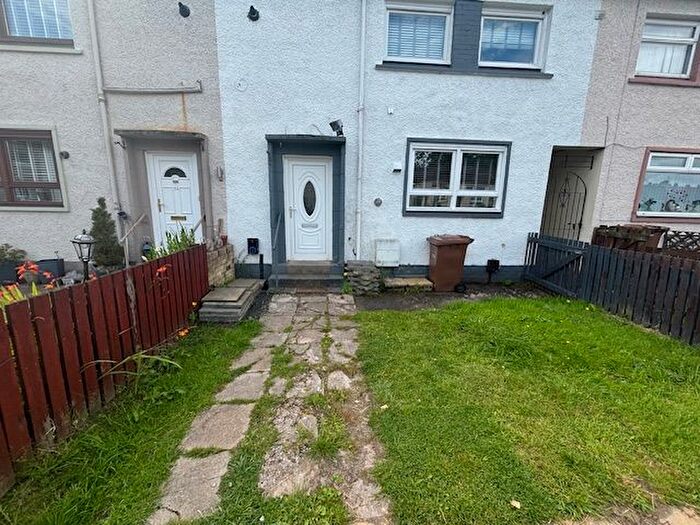 3 Bedroom Terraced House To Rent In Croftspar Avenue, Glasgow, G32