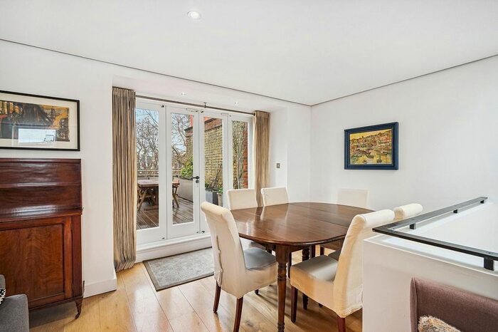 2 Bedroom Flat To Rent In Bramham Gardens, South Kensington, SW5