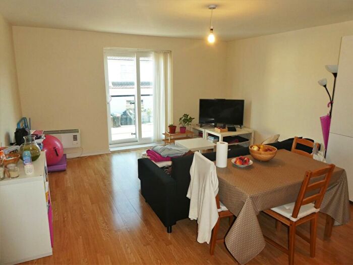 1 Bedroom Flat To Rent In Highland Road, Southsea, Hants, PO4