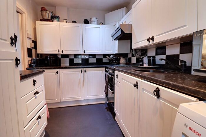 3 Bedroom Bungalow For Sale In Doxey Fields, Doxey, Stafford, ST16