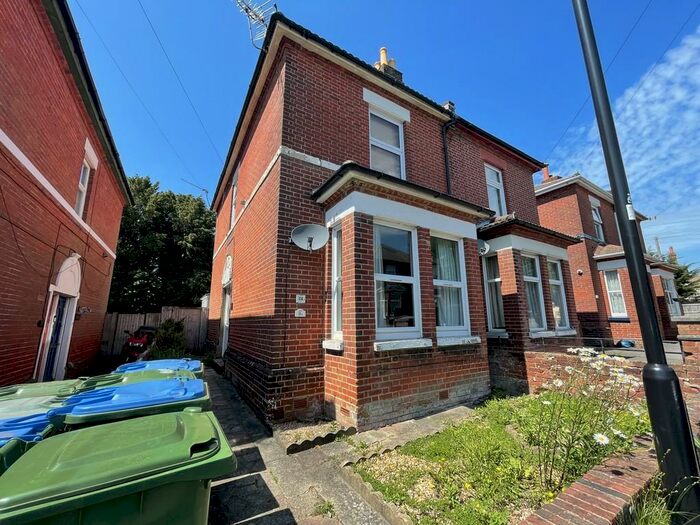 1 Bedroom Ground Maisonette To Rent In St Annes Road, Woolston, SO19