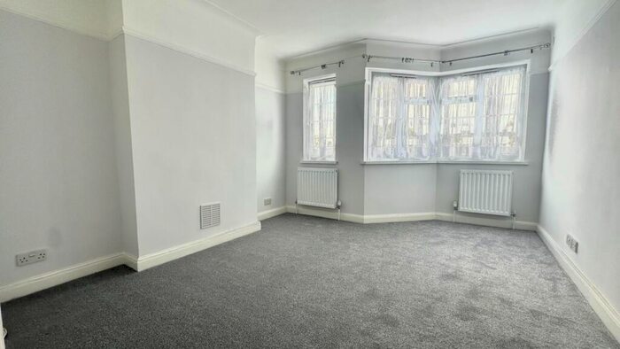 2 Bedroom Flat To Rent In Barons Court, Church Lane, London, Greater London, NW9