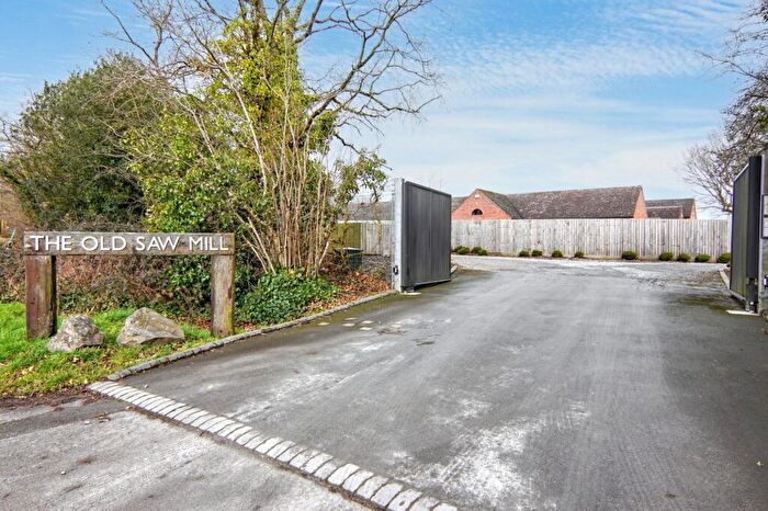 3 Bedroom Semi-Detached House For Sale In Maple Tree Barn, The Old Sawmill Harvest Hill Lane, CV5