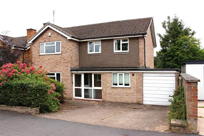 4 Bedroom Detached House For Sale In Ladybank Road, Mickleover, Derby, DE3