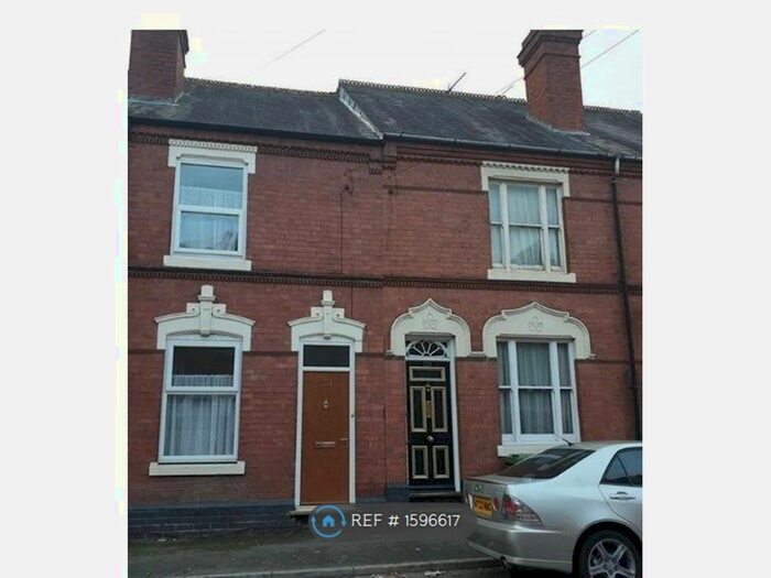 3 Bedroom Terraced House To Rent In Park Street, Kidderminster, DY11