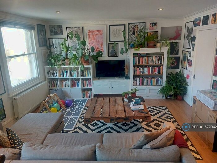 2 Bedroom Flat To Rent In Finsbury Park, London, N4