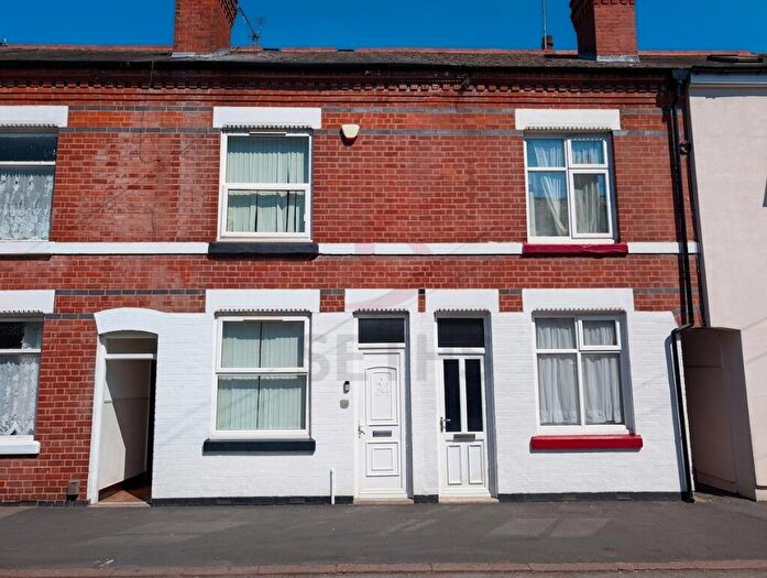 3 Bedroom Terraced House To Rent In Grasmere Street, Leicester, LE2
