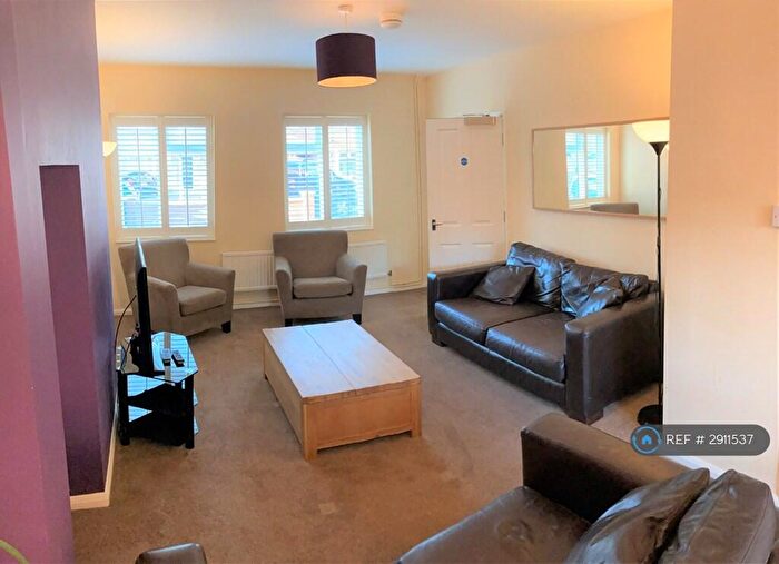 5 Bedroom Semi Detached House To Rent In Stanesfield Road, Cambridge, CB5