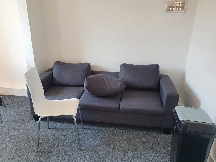 3 Bedroom Flat To Rent In Leghorn Road, Harlesden, London, NW10