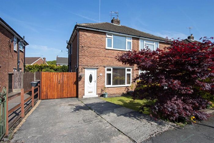 2 Bedroom Semi-Detached House For Sale In Lydgate Drive, Wingerworth, Chesterfield, S42