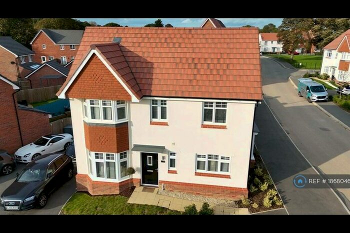 3 Bedroom Detached House To Rent In Queen Eleanor Avenue, Grantham, NG31