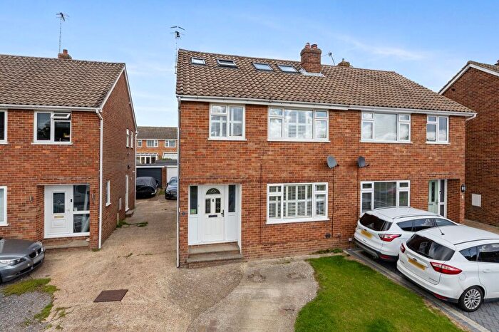 4 Bedroom Semi Detached House For Sale In Westway, Copthorne, RH10