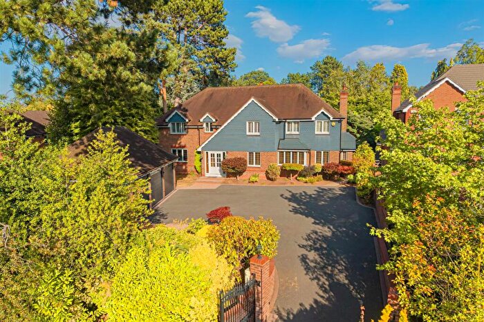 6 Bedroom Detached House For Sale In Ounty John Lane, Pedmore, Stourbridge, DY8