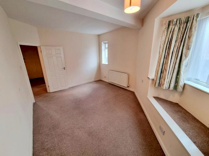 2 Bedroom Flat To Rent In Abbey Street, Market Harborough, LE16