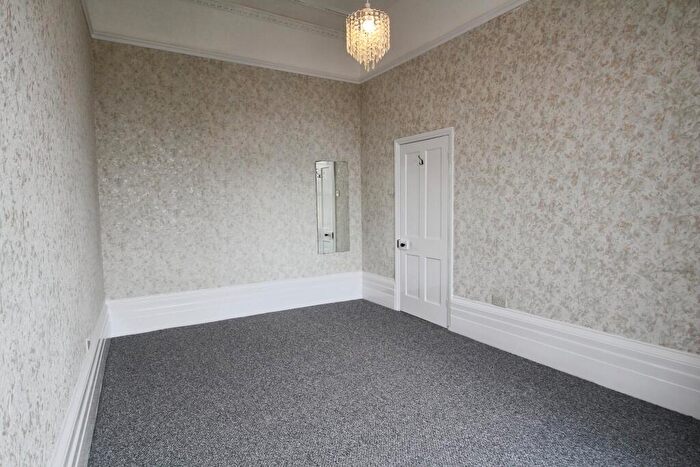 1 Bedroom Flat To Rent In Lansdown Crescent, Lansdown, Cheltenham, GL50