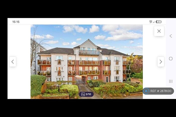 2 Bedroom Flat To Rent In Jubilee Court, Sutton, SM2
