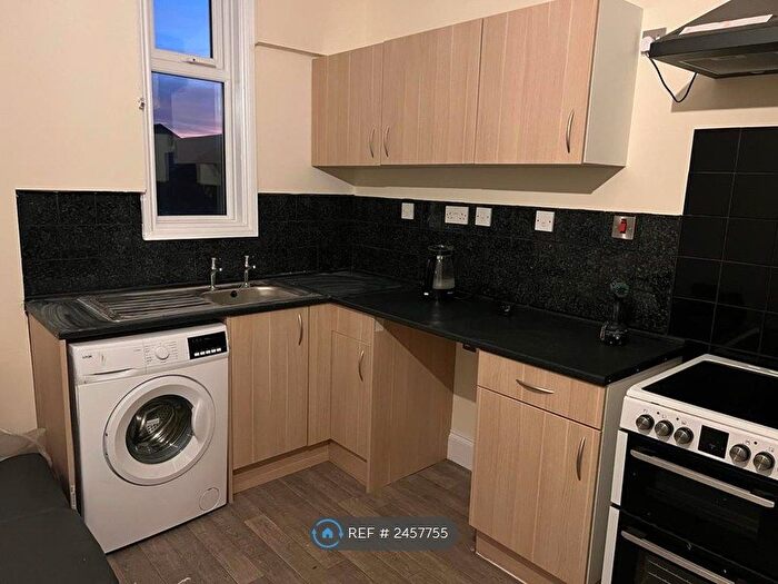 1 Bedroom Flat To Rent In Grimsby, Grimsby, DN32