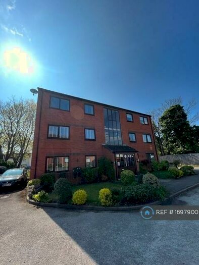 2 Bedroom Flat To Rent In Heath Road, Liverpool, L19