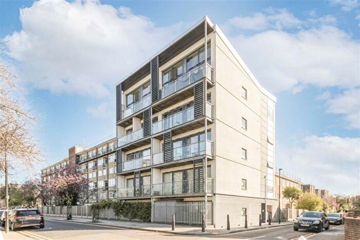 2 Bedroom Flat To Rent In Florida Street, Bethnal Green, E2