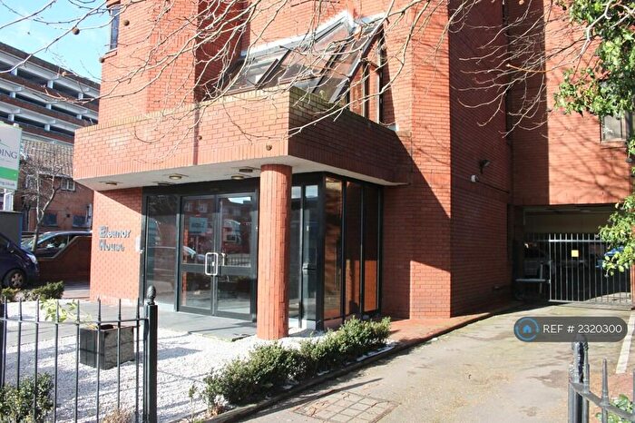 2 Bedroom Flat To Rent In Eleanor House, Waltham Cross, EN8