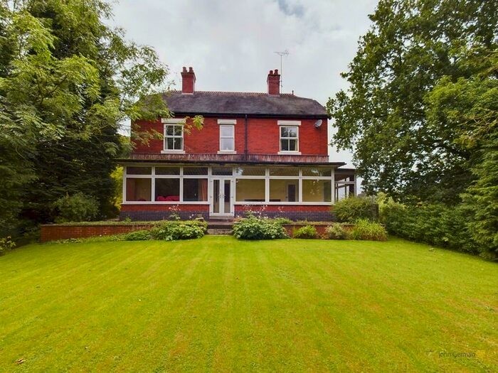 3 Bedroom Detached House For Sale In Draycott Road, Upper Tean, ST10