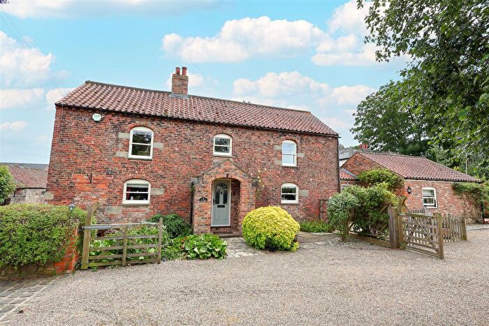 3 Bedroom Barn Conversion For Sale In Littlethorpe, Ripon, HG4