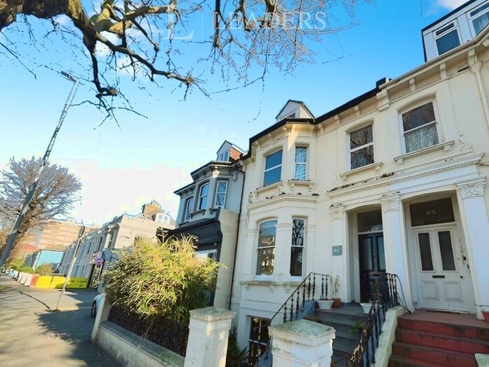 4 Bedroom Maisonette To Rent In Sackville Road, Hove, BN3