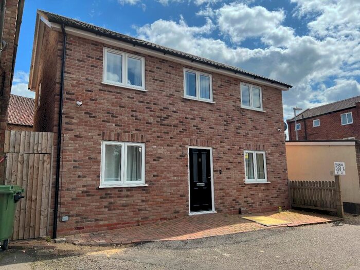 3 Bedroom Detached House To Rent In Palmers Place, Wisbech, PE13