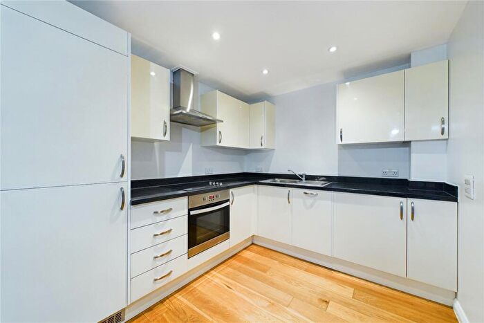 1 Bedroom Apartment For Sale In Kings Road, Reading, Berkshire, RG1