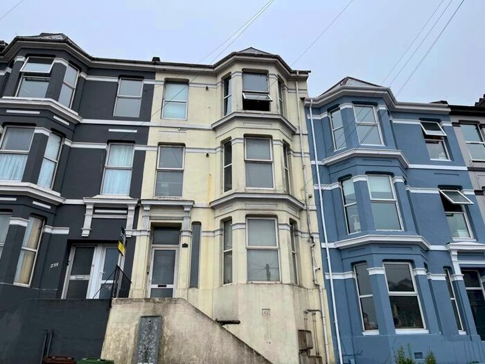 1 Bedroom Flat To Rent In Lipson Road, Lipson, Plymouth, PL4
