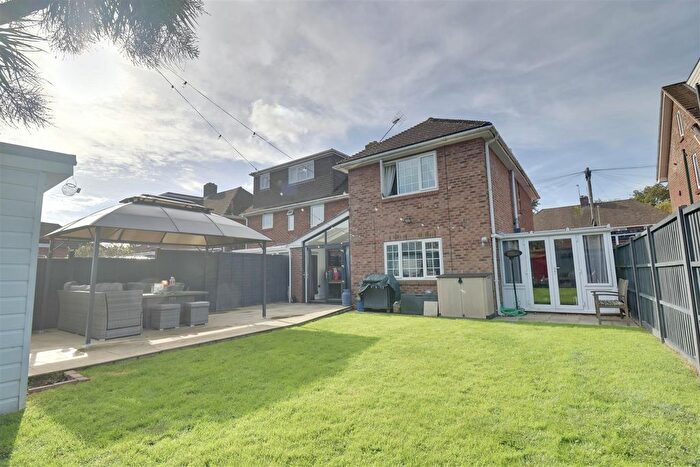 3 Bedroom Property For Sale In Alexander Grove, Fareham, PO16