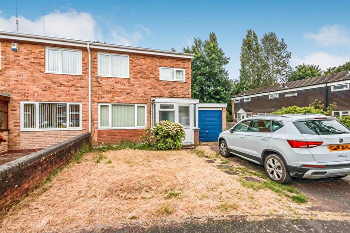 3 Bedroom Semi-Detached House For Sale In Whitebeam Road, Birmingham, B37