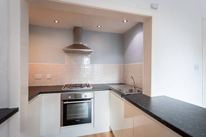 1 Bedroom Flat For Sale In Wedderburn Street, Dundee, Angus, DD3