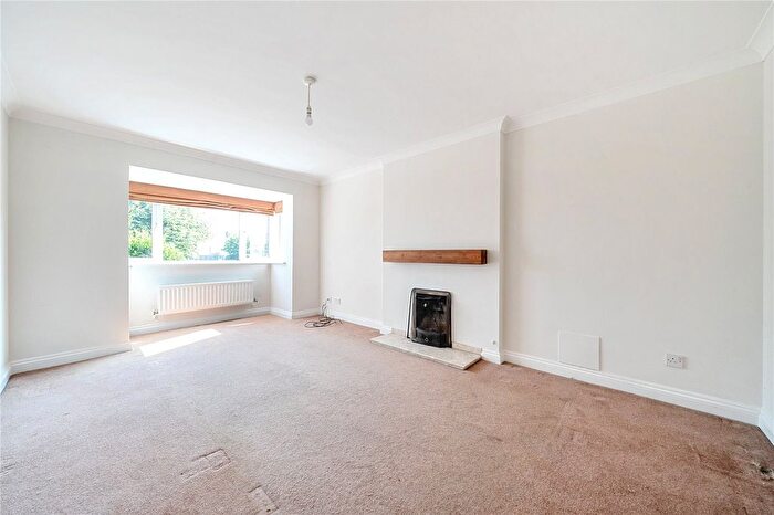 4 Bedroom Detached House For Sale In Topiary Gardens, Locks Heath, Southampton, Hampshire, SO31