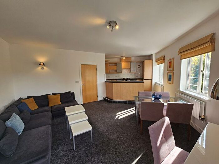 2 Bedroom Flat For Sale In Burlington House, Waterside Drive, Hockley, B18