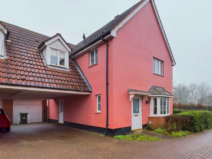 3 Bedroom Link Detached House To Rent In Hillcrest, Downham Market, PE38