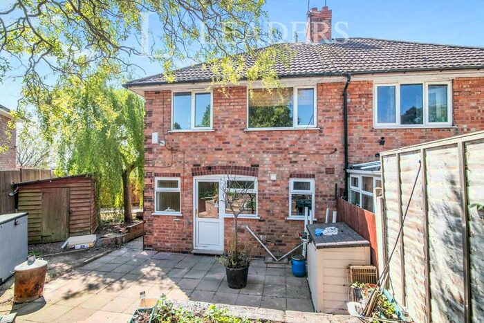 3 Bedroom Semi-Detached House To Rent In Parkeston Crescent, B44