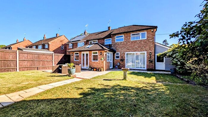 4 Bedroom Semi-Detached House For Sale In Firgrove, Whitehill, Hampshire, GU35