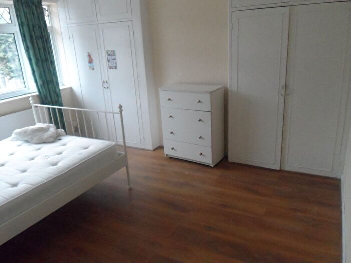 6 Bedroom Terraced House To Rent In Northborough Road, London, SW16