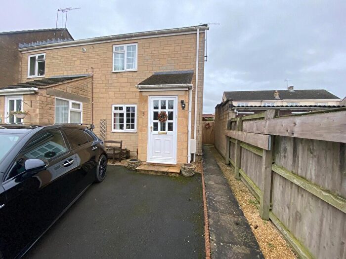 2 Bedroom End Of Terrace House To Rent In Hodges Close, Tetbury, Gloucestershire, GL8
