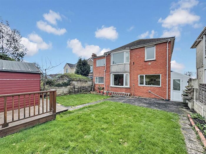 4 Bedroom Detached House For Sale In Waverley Road, Lodmoor, DT3