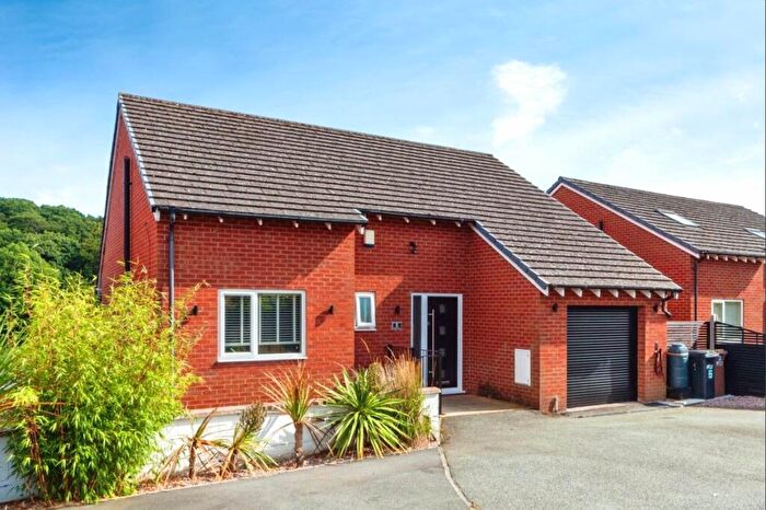 4 Bedroom Detached House For Sale In Dyffryn Glas, Holywell, Flintshire, CH8