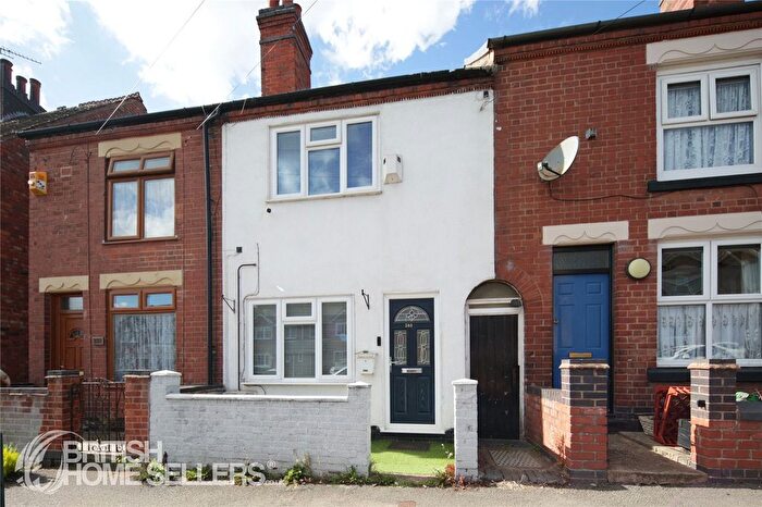 3 Bedroom Terraced House For Sale In Westbury Road, Nuneaton, Warwickshire, CV10
